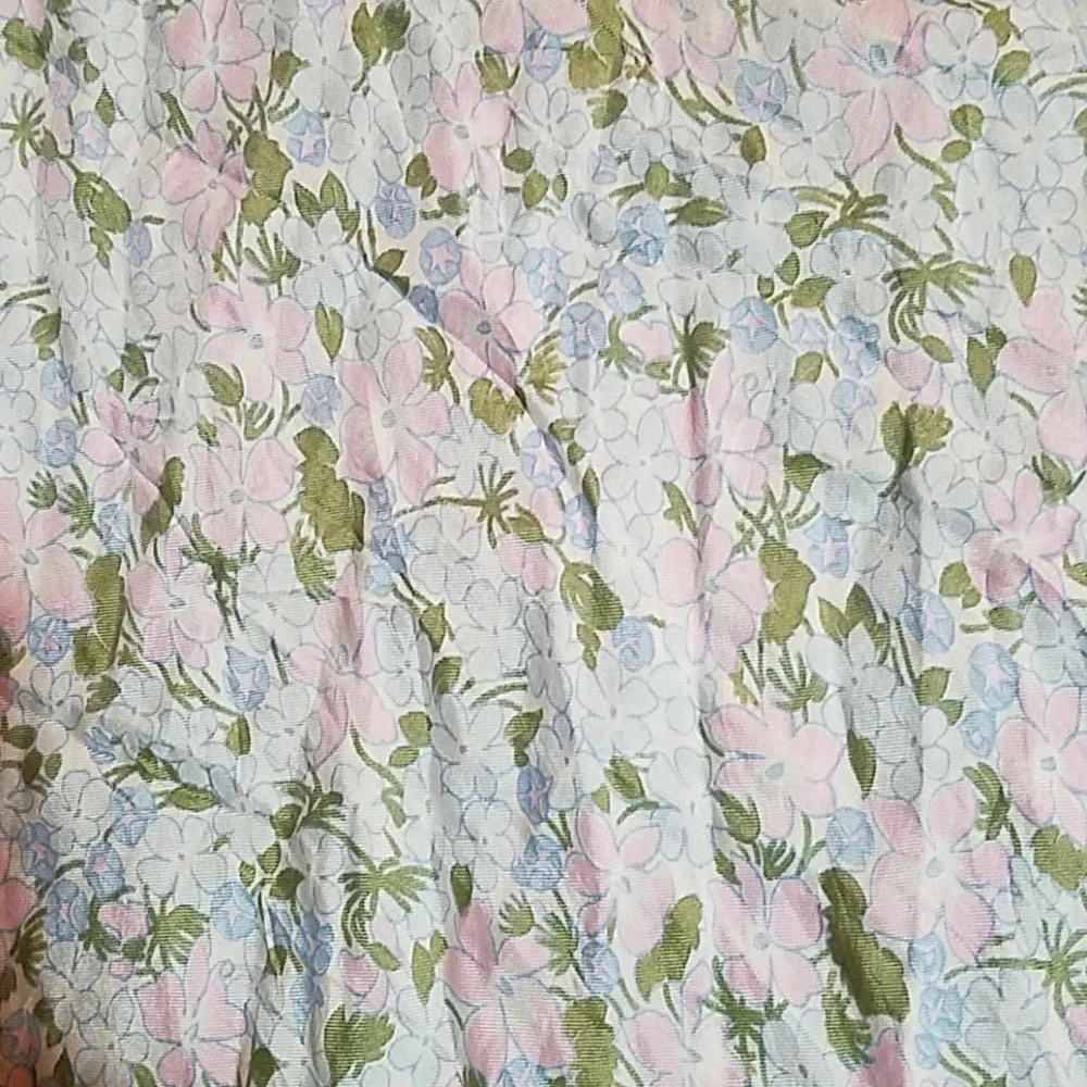 Vintage Silk Like Floral Scarf 36